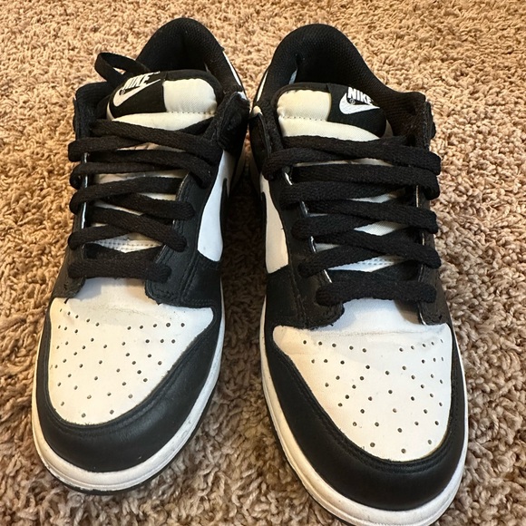 Nike Dunks Panda - Picture 6 of 9